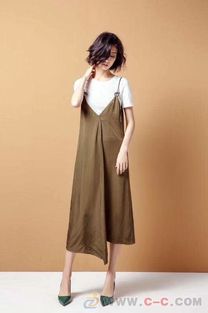 广州品牌女装货源一三丁香女装折扣批发女装折扣库存